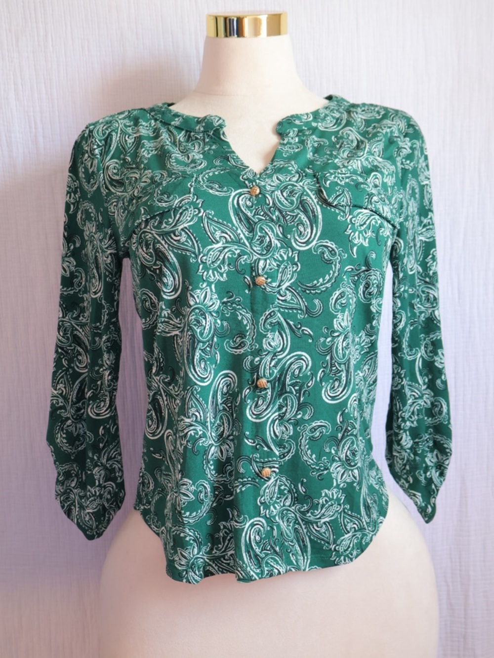 Adrienne Vittadini Green Paisley Button-Down Blouse